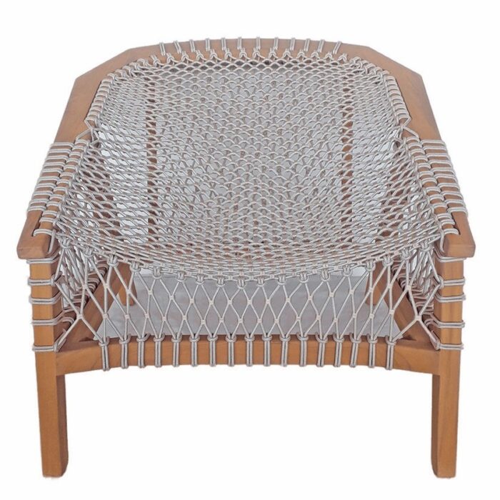 Slim Lounge Chair